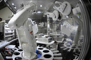 12 Awesome Examples Of Robots In The Workplace